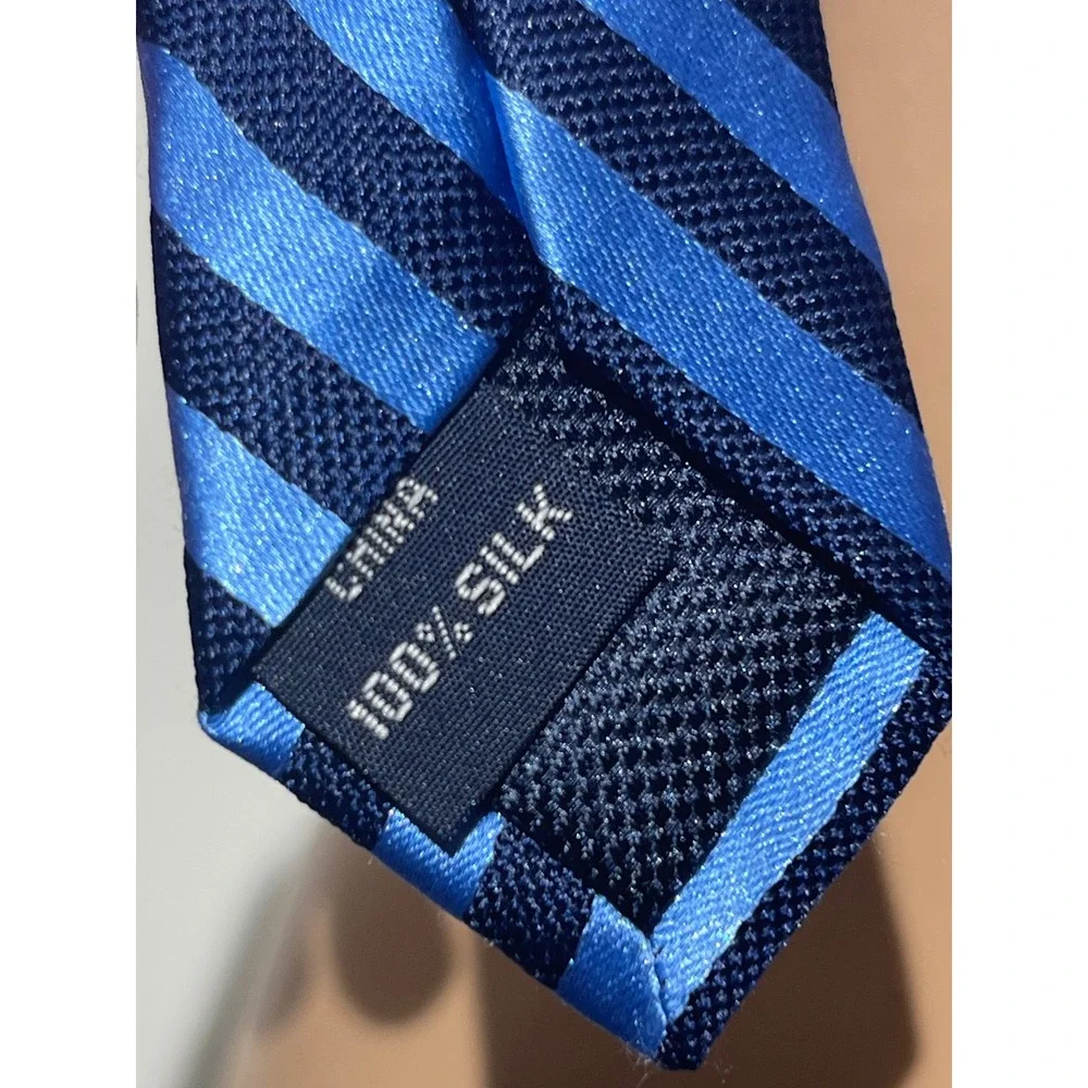 Nautica silk necktie